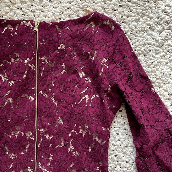 🍷 Danny & Nicole Floral Lace Bodycon Dress 🍷 - Picture 11 of 12